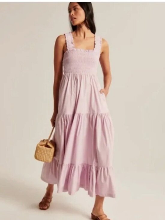 Abercrombie & Fitch Dresses & Skirts - Abercrombie & Fitch Lavender Smocked Bodice Easy Maxi Dress XSP